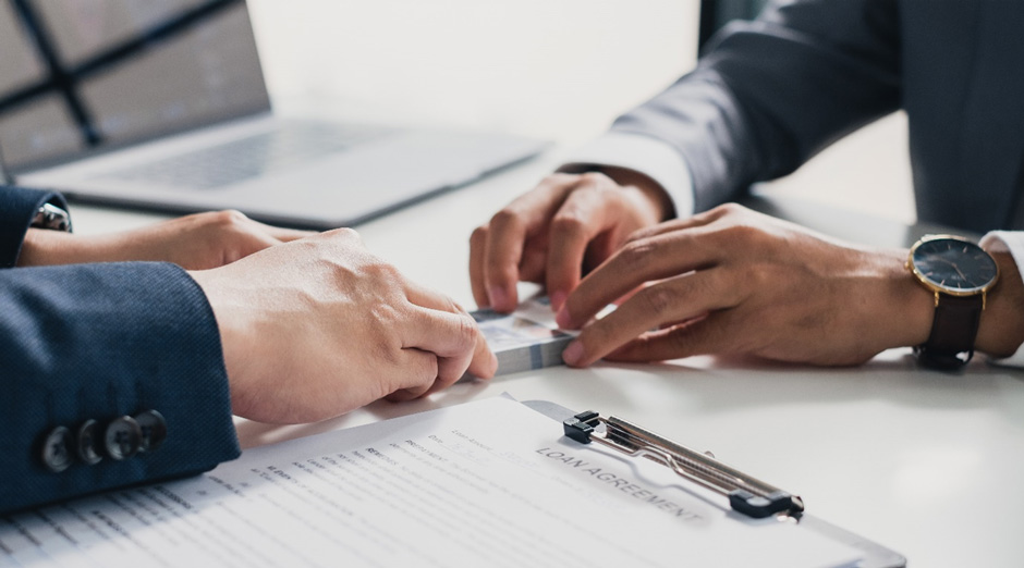 Key Point for Civil Servant Debt Clearance: Can Salary Be Advanced?